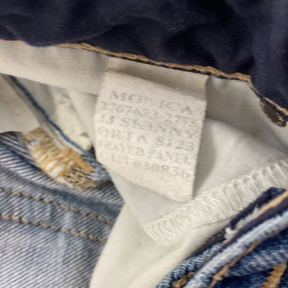 Paige Monica Over Distressed jeans size 27 - Picture 10 of 10